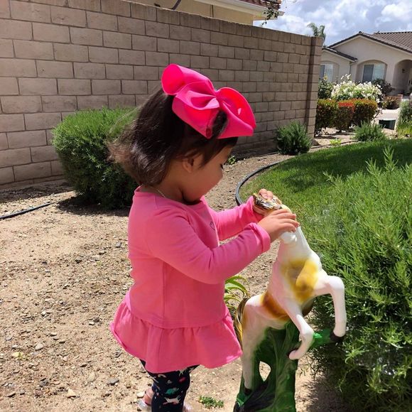 Meet your Posher, Celene - Picture 1 of 1